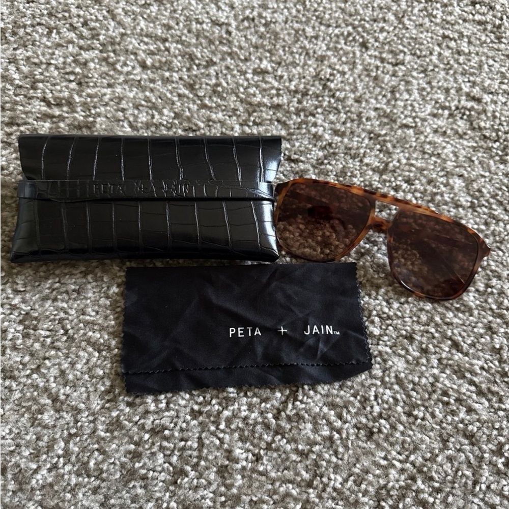 Peta + Jain Tortoise Sunglasses with Black Case